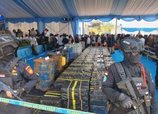 Jaringan Narkoba Internasional Dibongkar di Kepri, 2,6 Ton Sabu Cair Diamankan